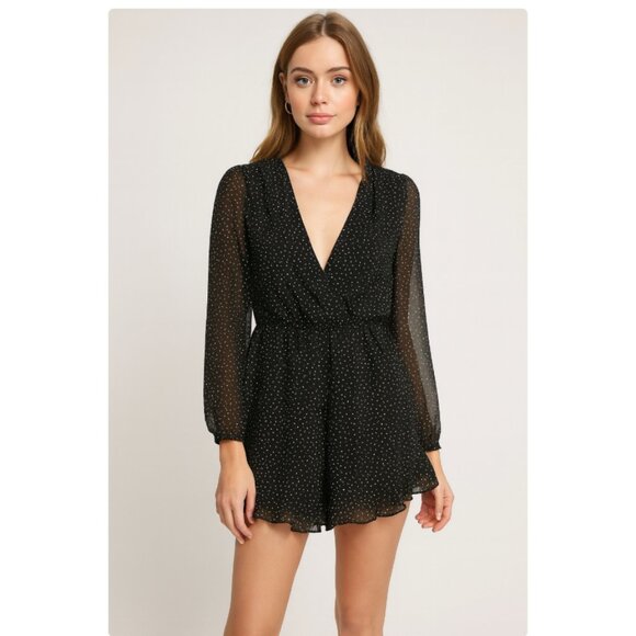 Princess Polly Arrow Romper Size 2 EUC - Picture 1 of 4